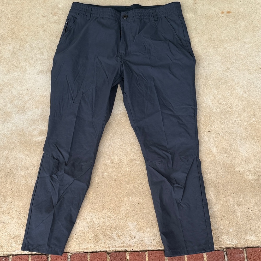 Kuhl Men's Navy Renegade Recon 38 x 30